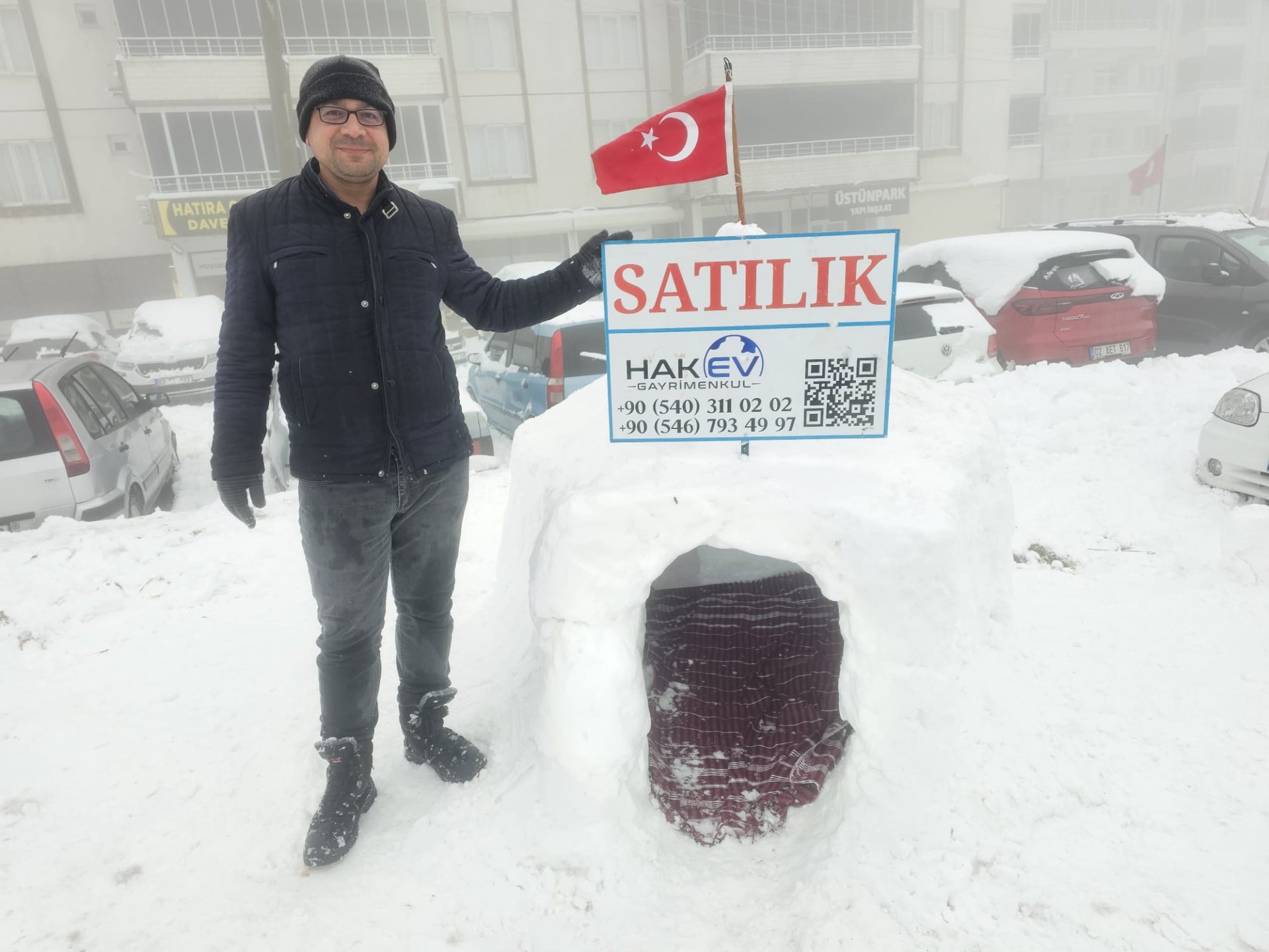SATILIK DEPREM SONRASI YENİ YAPI ESKİMO EV😄❄️❄️❄️