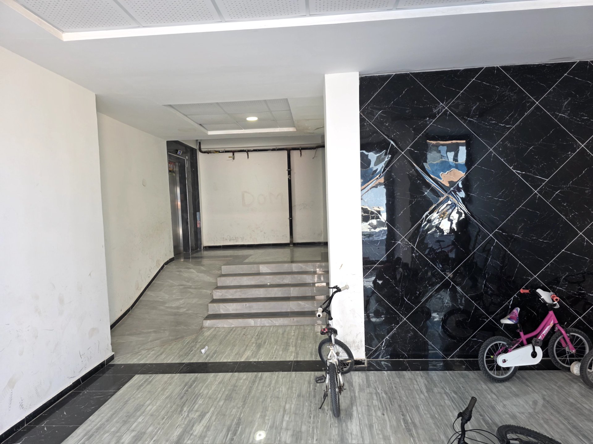 ALTINŞEHİR MAHALLESİ YEŞİLPARK DELUX SİTESİNDE SATILIK 3+1 DAİRE  - 5
