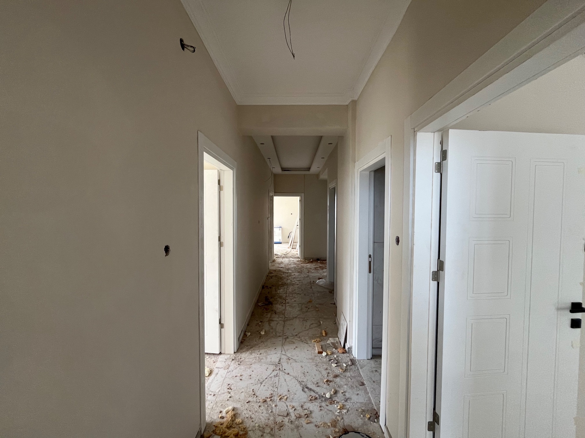 SATILIK YENİ YAPI 4+1 DAİRE - 4