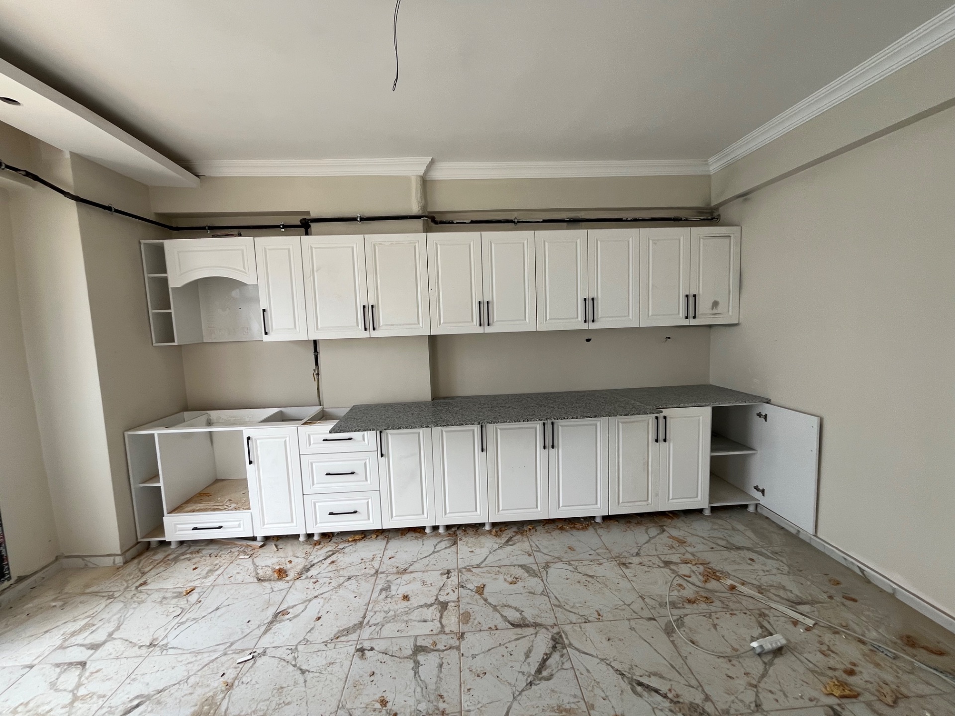 SATILIK YENİ YAPI 4+1 DAİRE