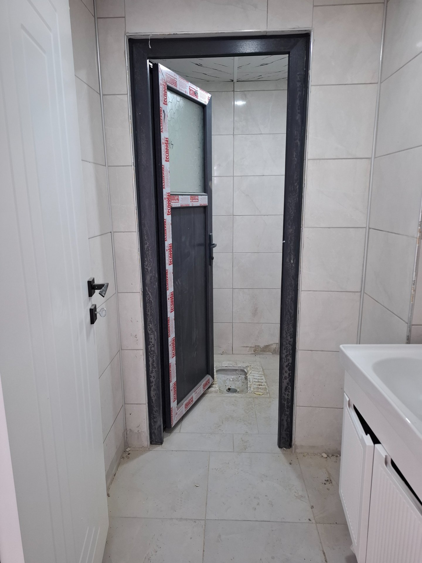 ERDEMOĞLU MERKEZİ KONUMDA MİLLET BAHÇESİ YAKININDA KİRALIK 3+1 YENİ YAPI DAİRE - 4