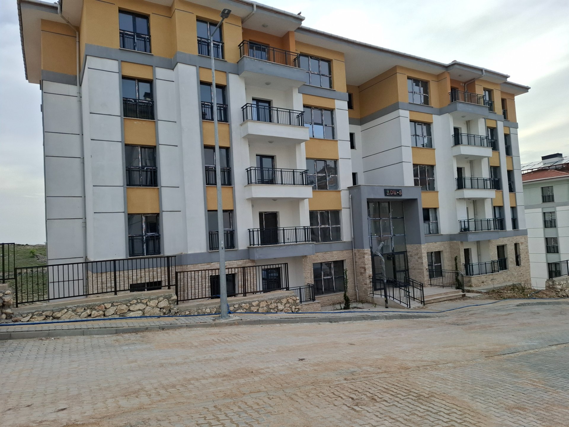 5. ETAP TOKİDE KİRALIK 3+1 DAİRE
