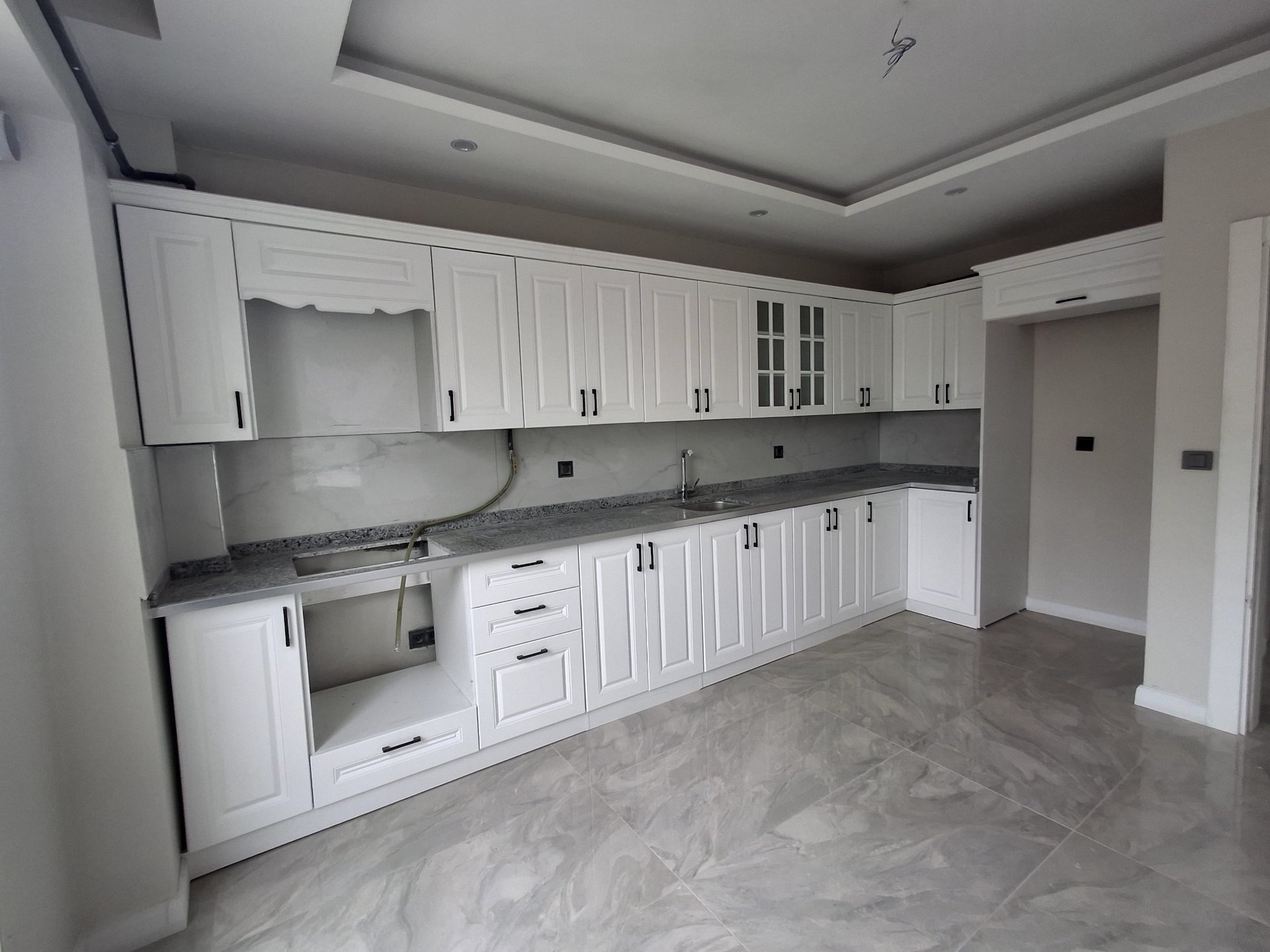 ALİTAŞINDA SATILIK 3+1 DAİRE - 2