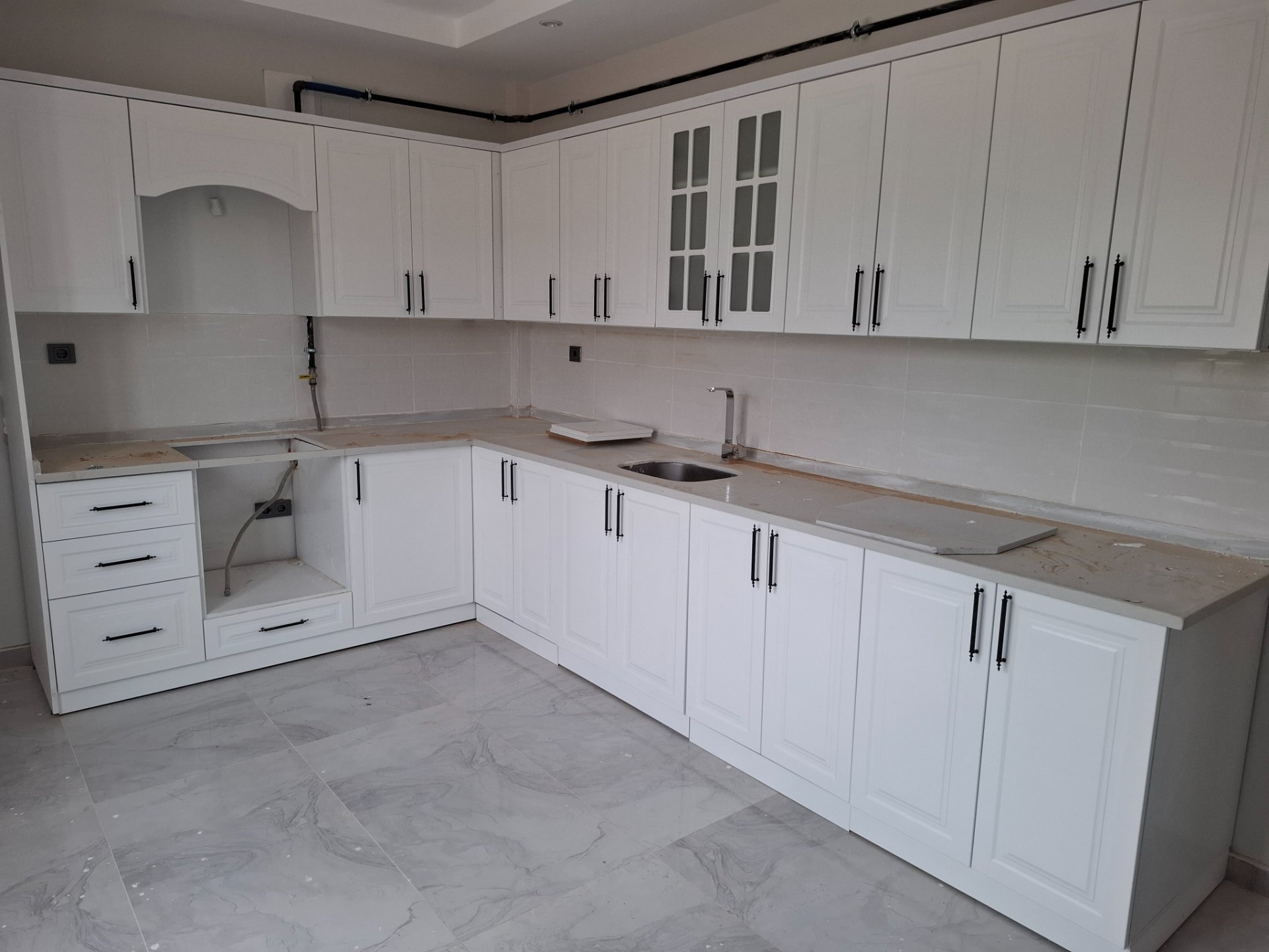 ERDEMOĞUNDA ÇARŞAMBA PAZARI YANI SATILIK 2+1 YENİ YAPI DAİRE